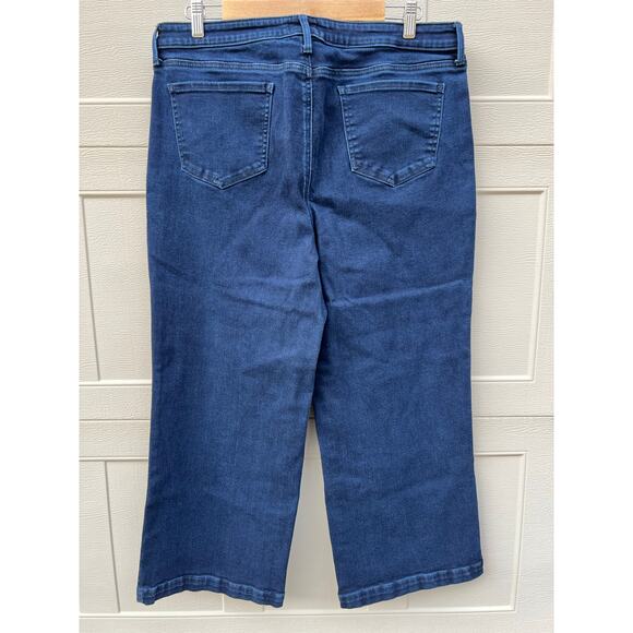 NYDJ Dark Wash Blue Wide Leg Ankle Jeans Lift Tuck Size 16 EUC - Picture 8 of 10